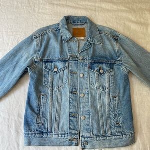 New Levi’s Jacket